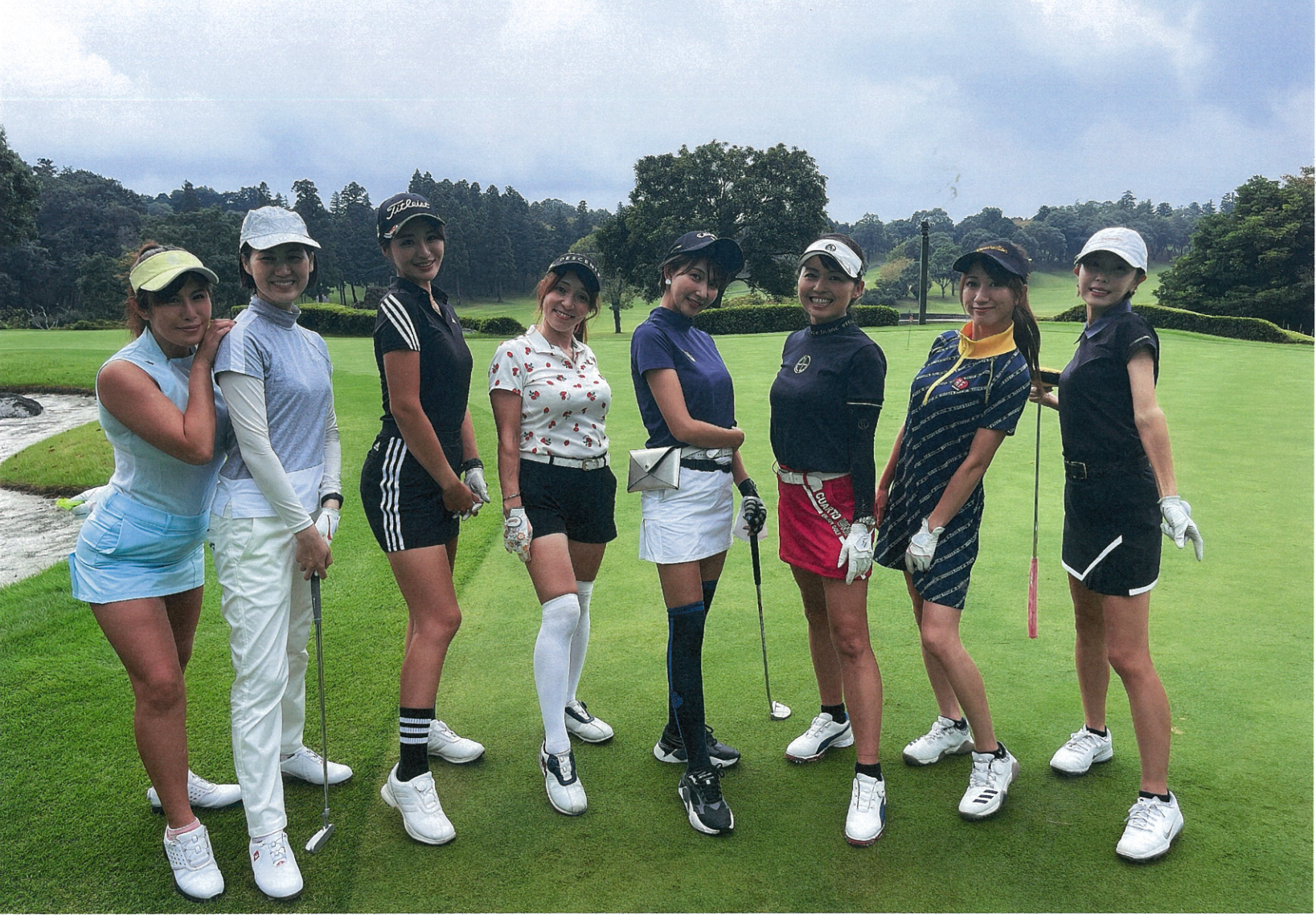 ラウンド集合写真